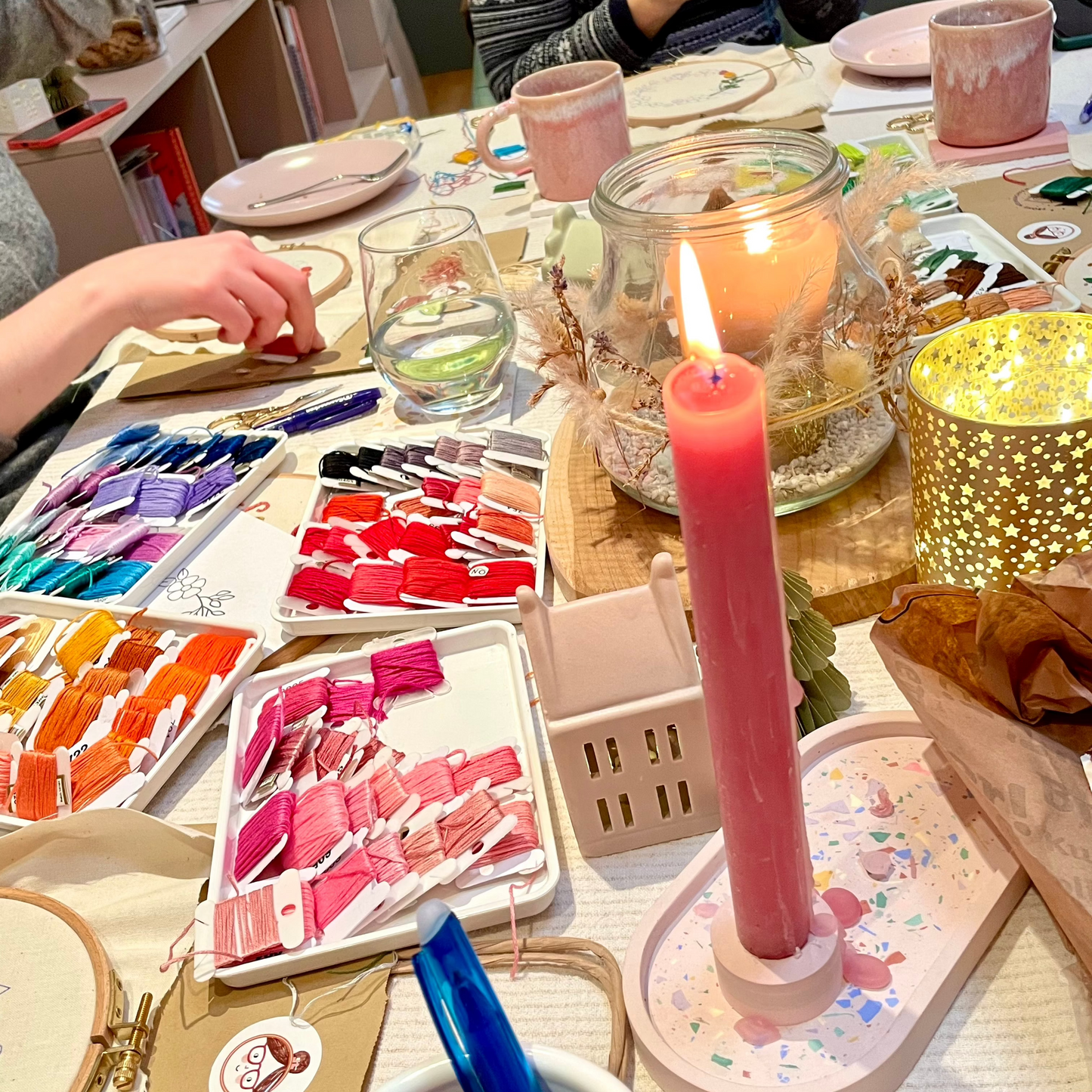 Das große Adventssticken in Düsseldof 30.11 - wir sticken Weihnachtsgeschenke