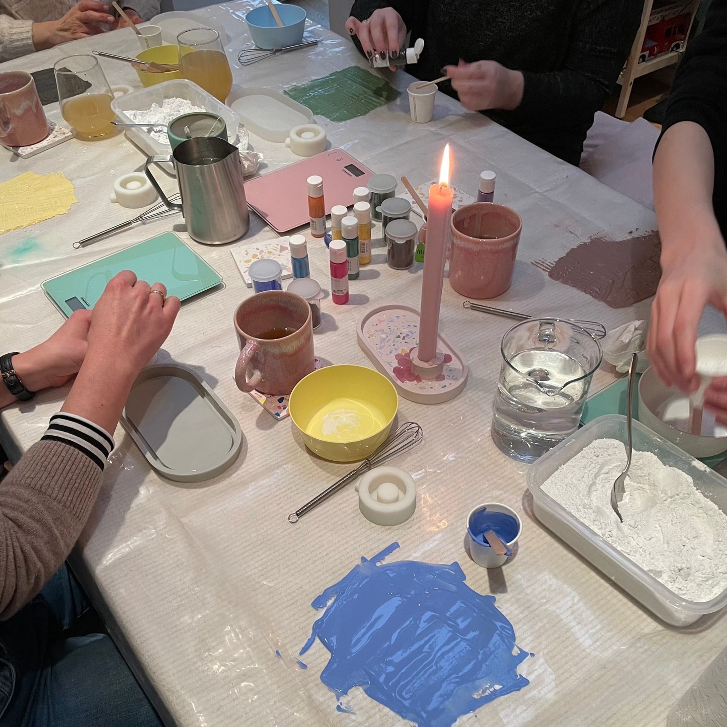 Weihnachtsgeschenke gießen 16.11 : Kreativer DIY-Workshop in Düsseldorf